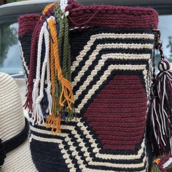 Colombia Wayuu Bucket Bag Drawstring Handmade Knit - Picture 5 of 8